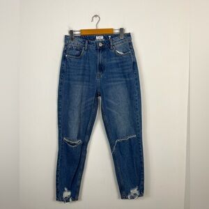 MOM Ultra High Rise Jeans Sz 7‎